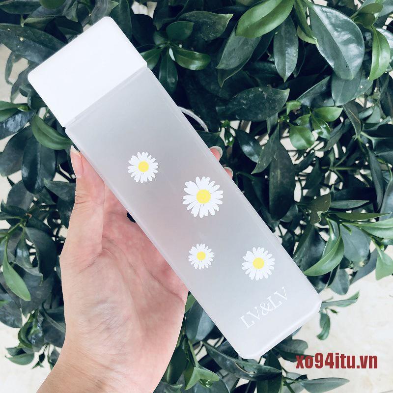 Bình nước nhựa trong suốt in hình hoa cúc đáng yêu 500ml