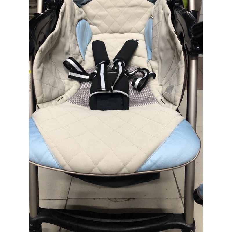 Xe đẩy 2 Chiều Cao Cấp Combi