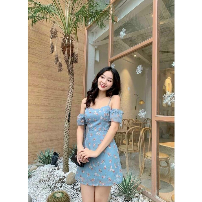 Đầm hoa nhí trễ vai 2 dây thiết kế Cao Cấp trắng xanh ôm body dáng xòe ngắn, nổi bật quyến rũ đi chơi đi tiệc - MiNhi