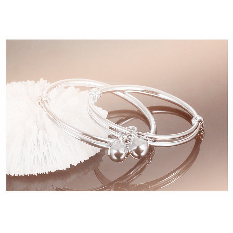 Vòng tay mạ bạc đính chuông xinh xắn cho bé