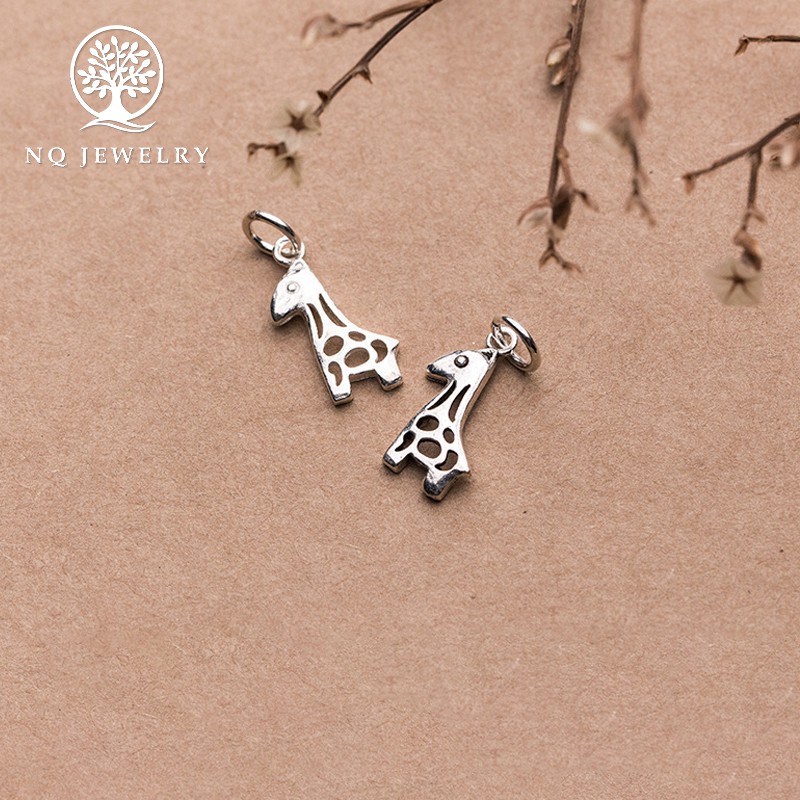 Charm bạc hình hưu mặt treo - NQ Jewelry