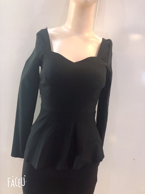 Đầm body tay dài màu đen
