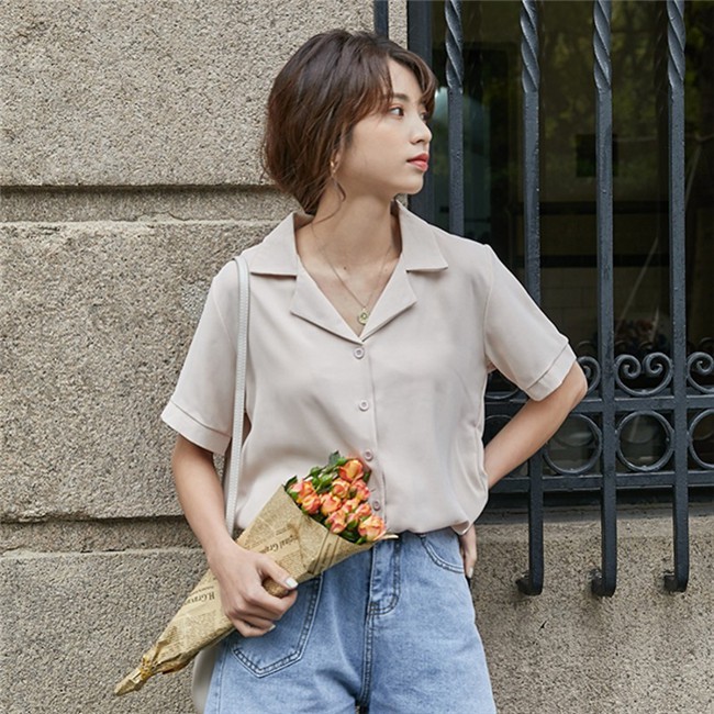 Áo Sơ Mi Nữ Tay Lửng Màu Sắc Thanh Lịch