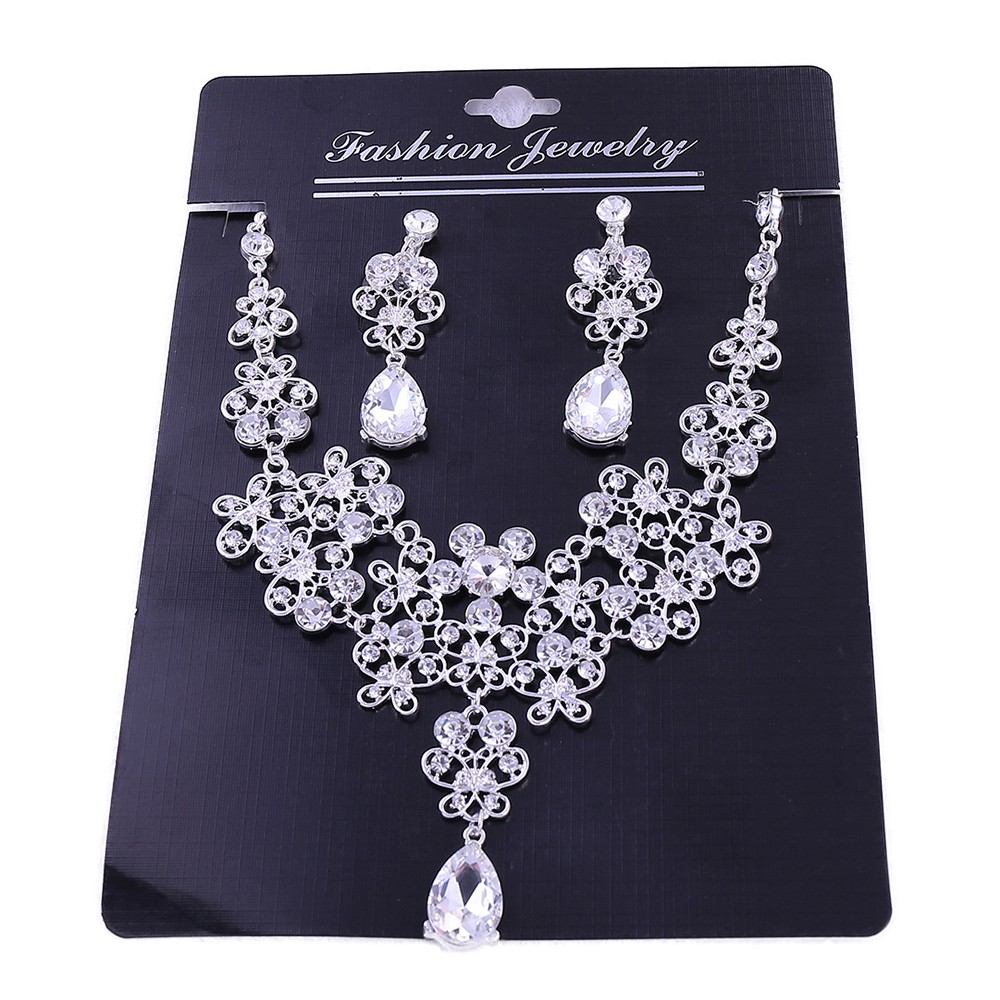 Set vòng cổ + bông tai hình bướm sang trọng