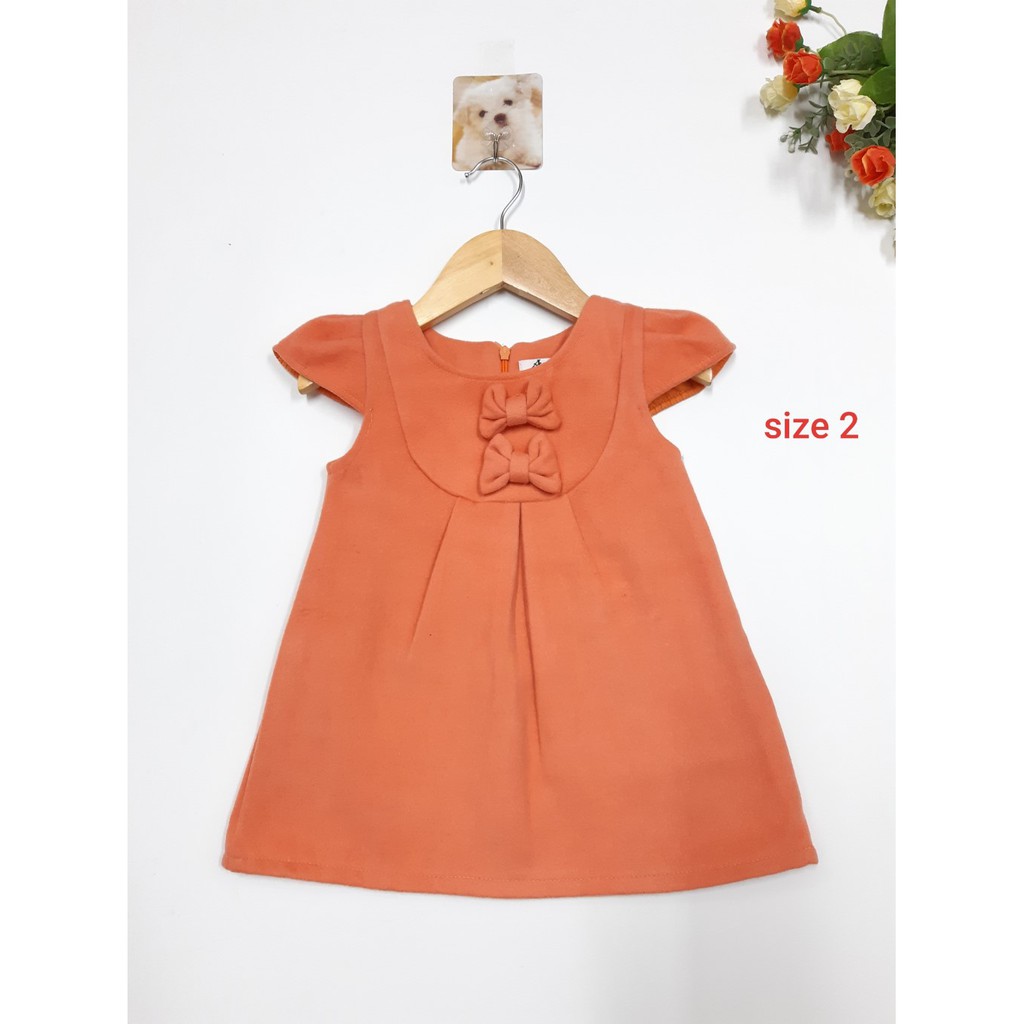 DG49-VT-21- Váy bé gái, sát nách , chất dạ nhung, có 2 lớp dày dặn, có đính nơ, size 2 từ 7kg-12kg, made in Việt Nam