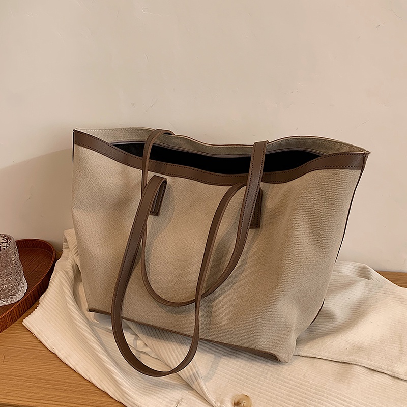 D61 Túi xách quai đeo bản to kiểu dáng thời trang