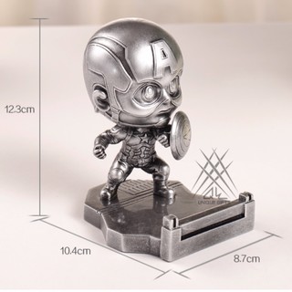 Mô hình Captain America làm đỡ điện thoại