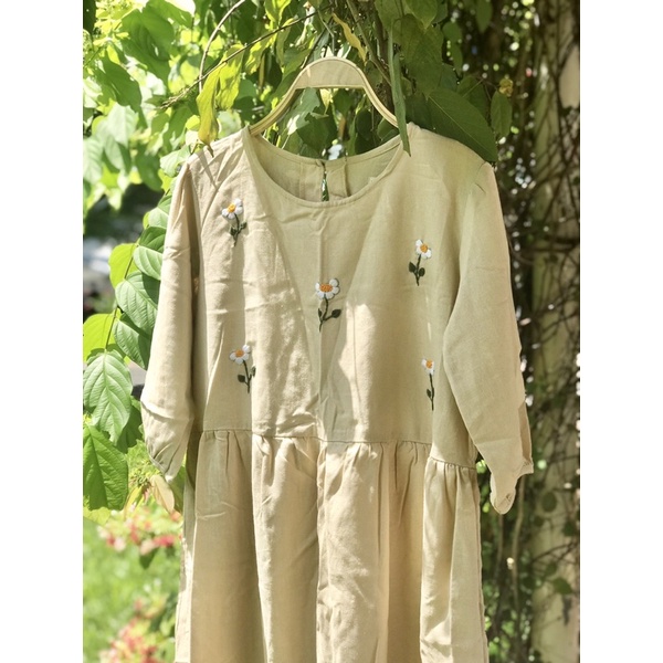 Đầm Linen babydoll thêu tay- Nhà Của Moon