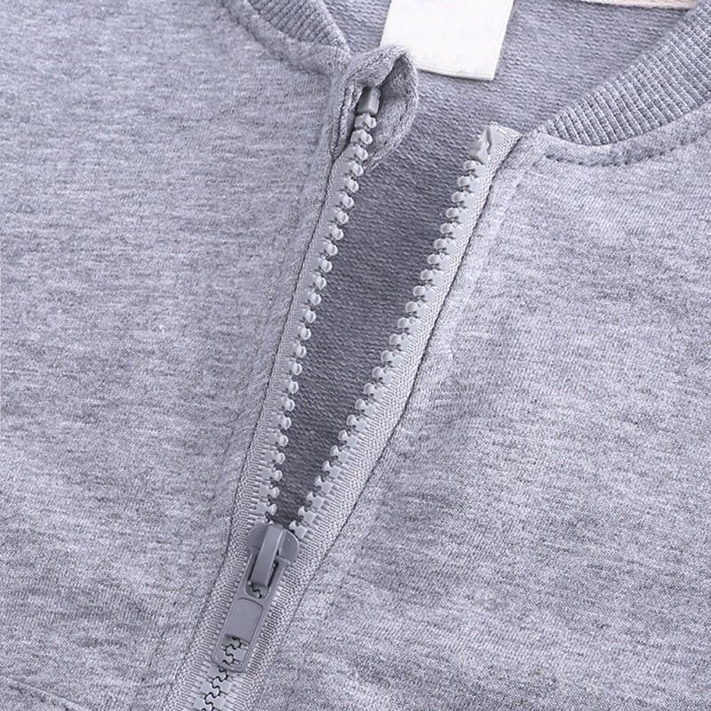 Bộ áo sweater và quần dài phối sọc thời trang mùa thu cho bé