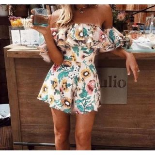 Jumpsuit bẹt vai hoa