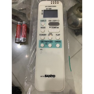 Điều khiển điều hoà sanyo (khuyến mại pin đi kèm)