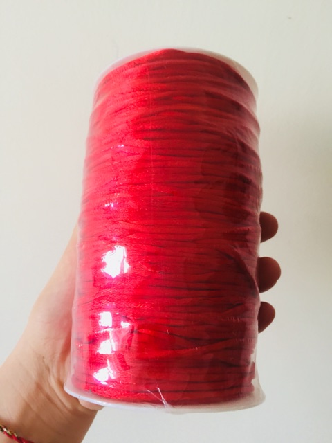 Cuộn dây dù đỏ chất dù bóng size 2.5mm size to