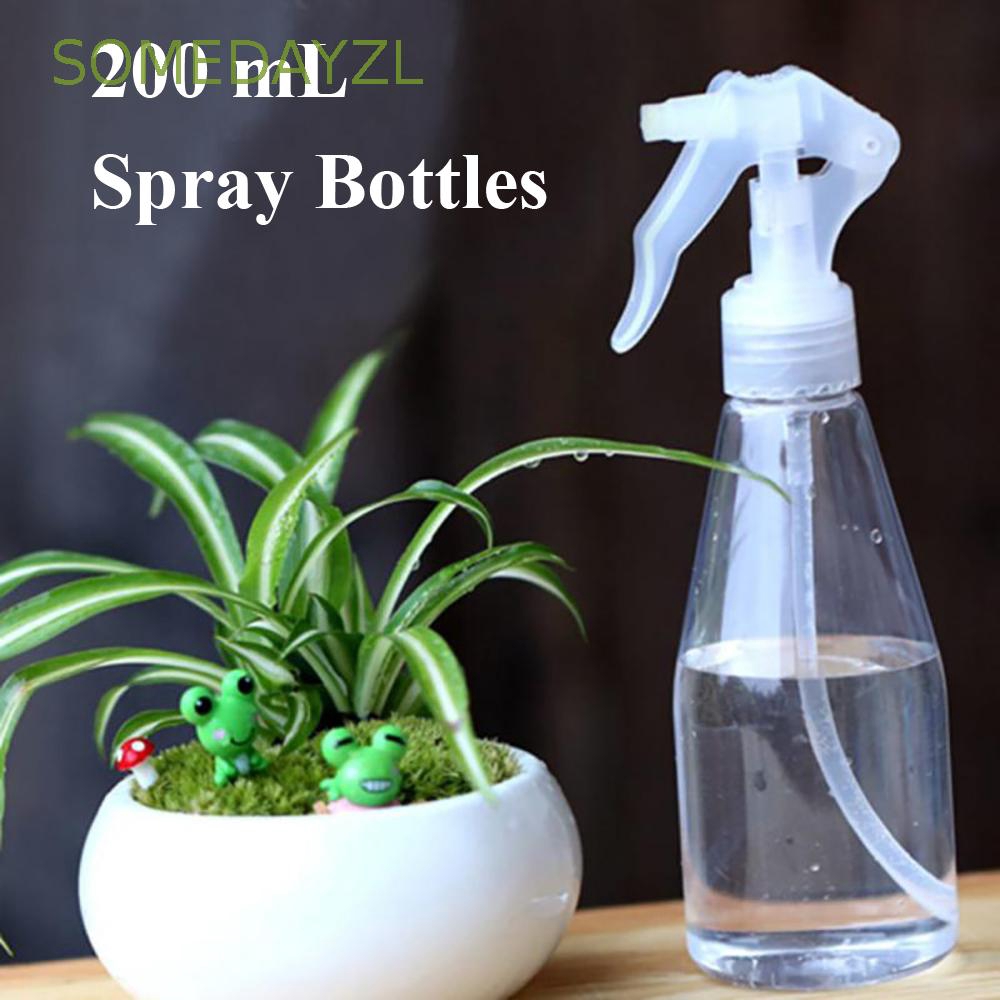 Bình xịt nước tưới cây