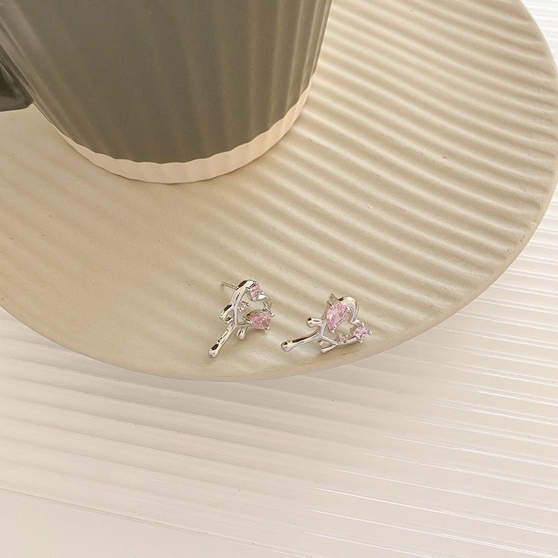 Khuyên Tai Hình Trái Tim Đính Đá Zircon Hồng Hợp Thời Trang Dễ Phối Đồ