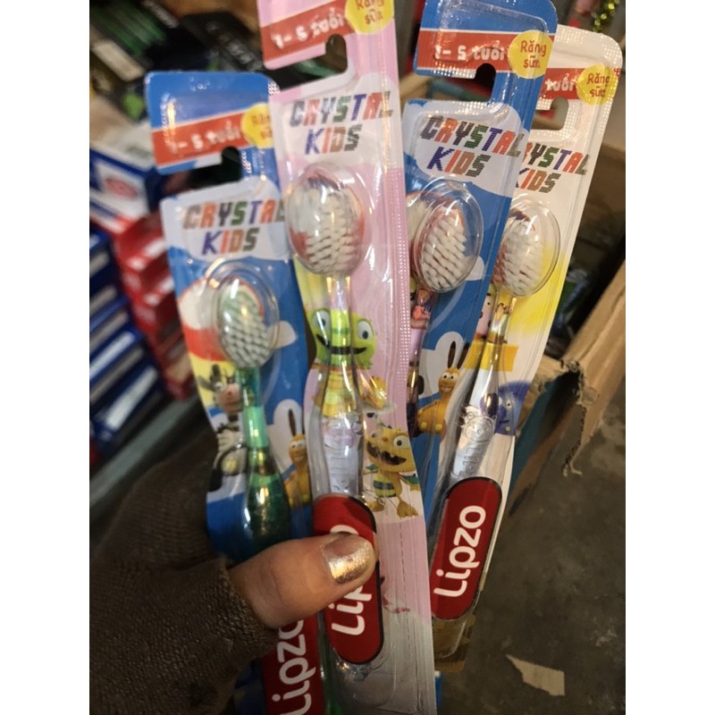 Bàn chải đánh răng cho bé lipzo crystalKids