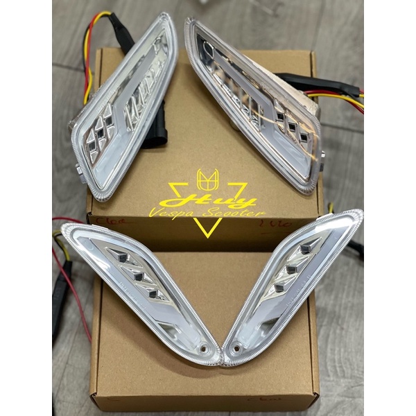 ĐÈN XINHAN VÀ ĐÈN HẬU TUN CLEAR CHO XE VESPA SPRINT VÀ PRIMA