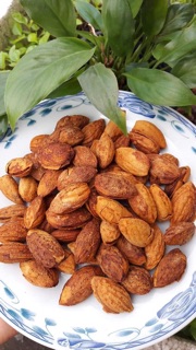 Hạnh nhân rang bơ