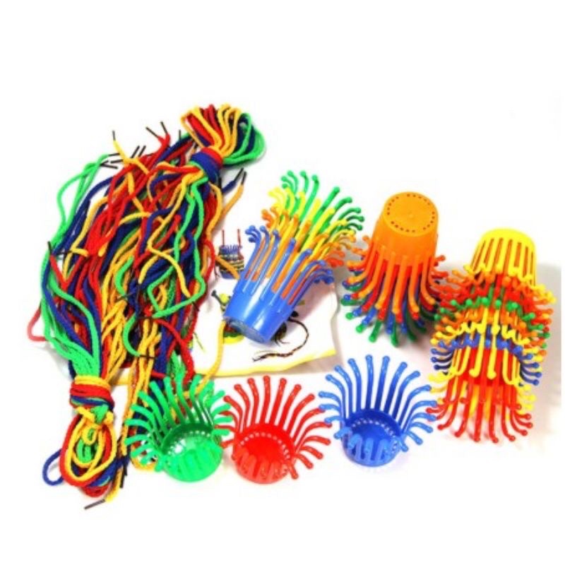 Bộ đồ chơi luồn dây đan giỏ giúp trẻ rèn luyện tập trung và sáng tạo
