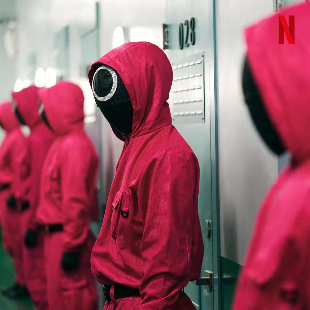 Áo liền quần tay dài có mũ trùm đầu hóa trang nhân vật phim Squid Game