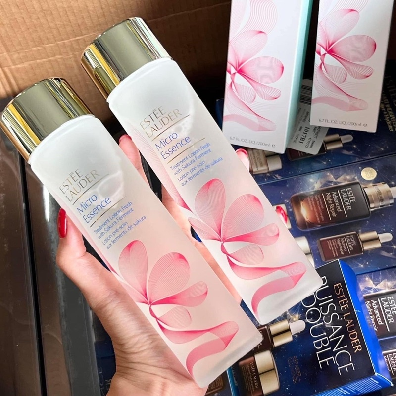 Nước thần Estee Lauder Micro Essence 200ml bản limited hoa anh đào