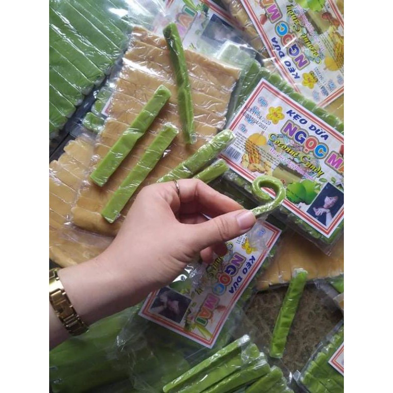1 bịch kẹo dừa que tuổi thơ /kẹo dừa bến tre