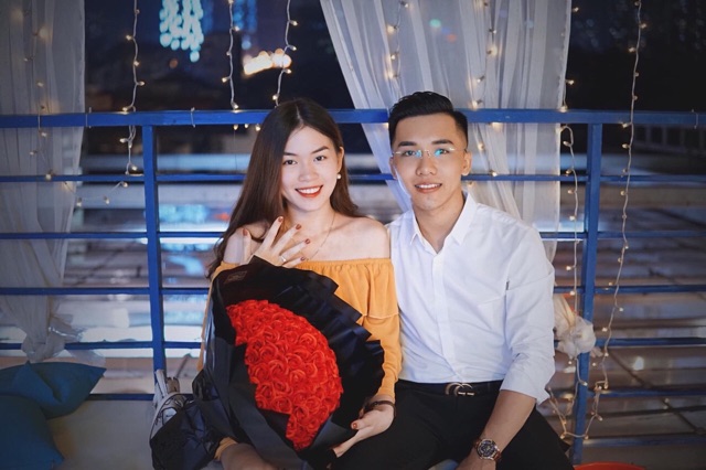 Bó hoa sáp thơm 99 bông làm quà tặng