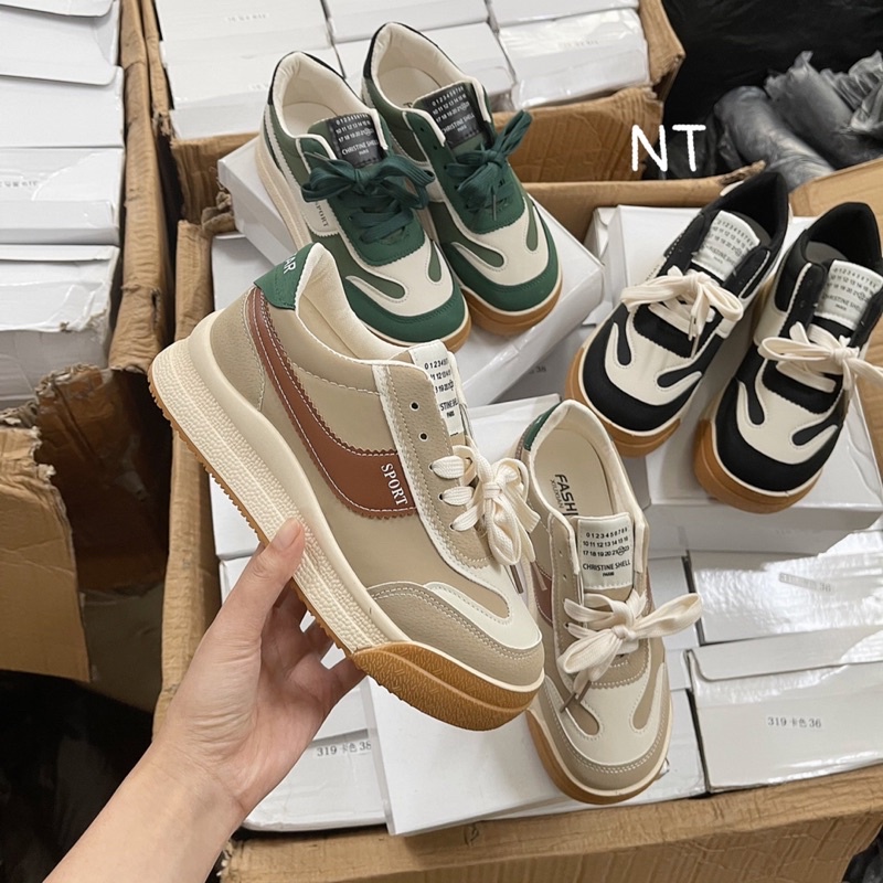 GIÀY THỂ THAO VIỀN MÓC 2021