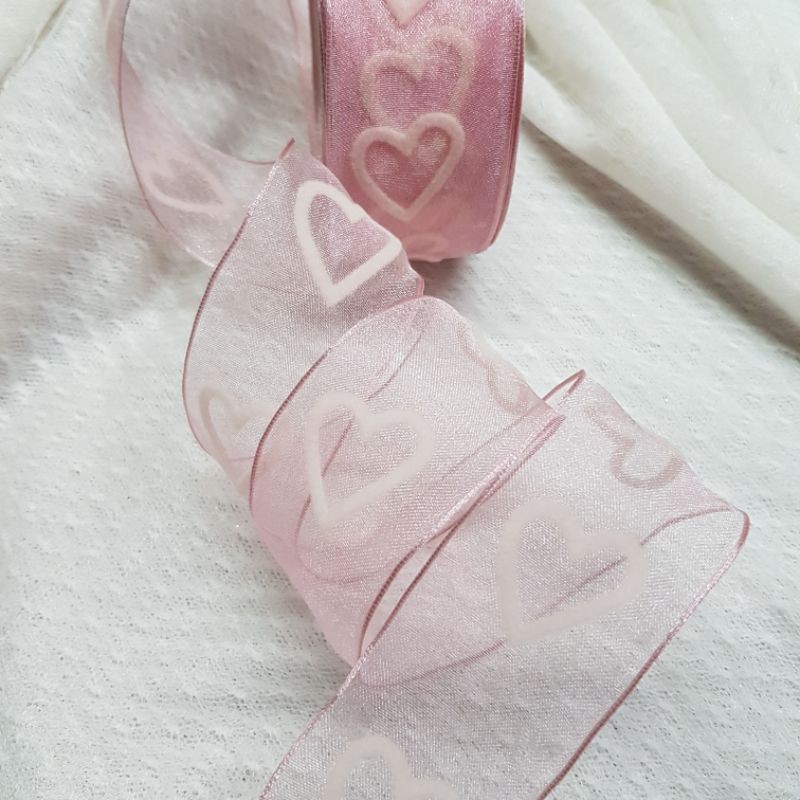 Ruy băng voan họa tiết trái tim