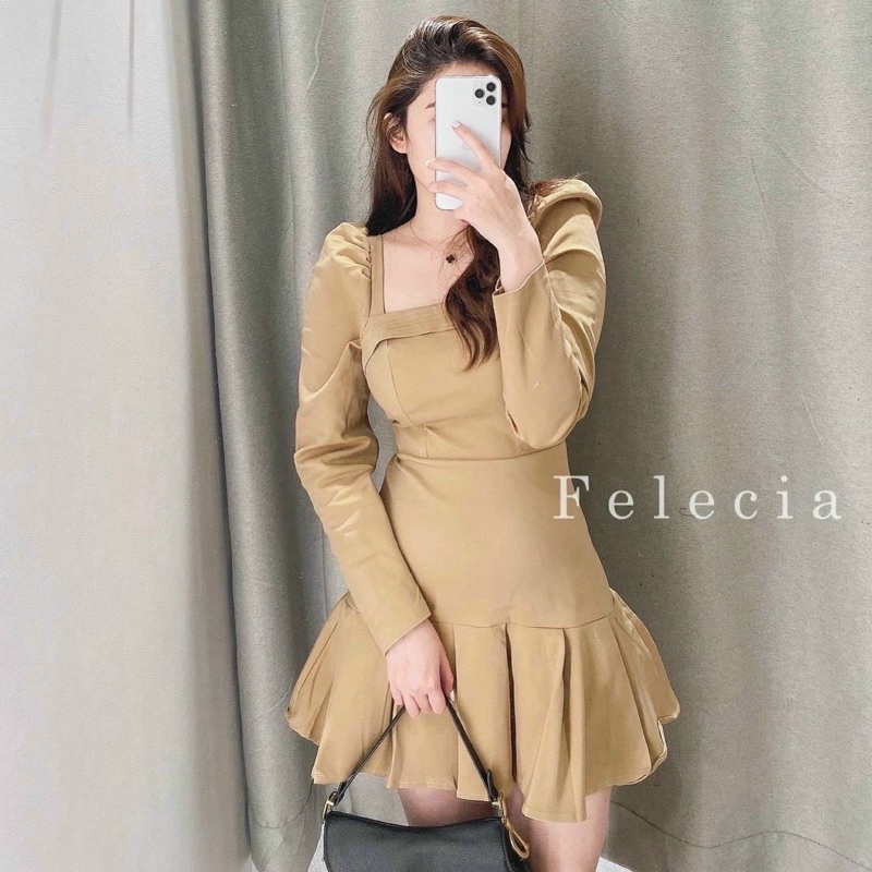 Đầm nude tay dài xếp li