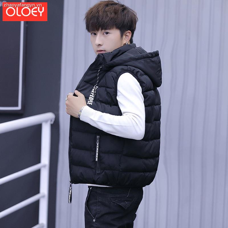 Áo khoác phao sát nách có mũ trẻ trung cho nam