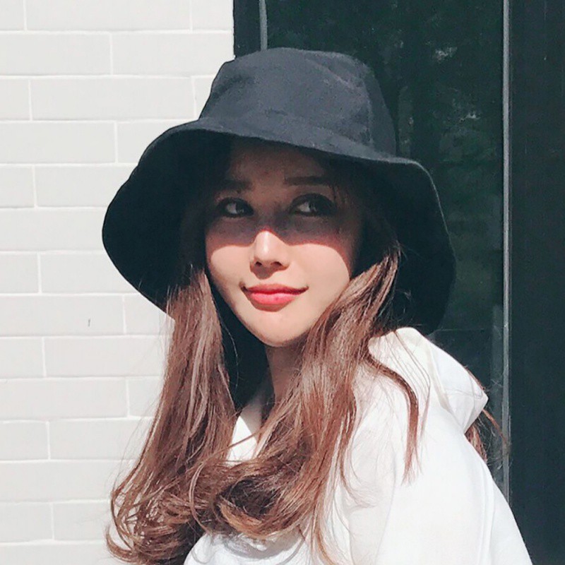 Nón Vành Rộng Thời Trang Nữ Tính