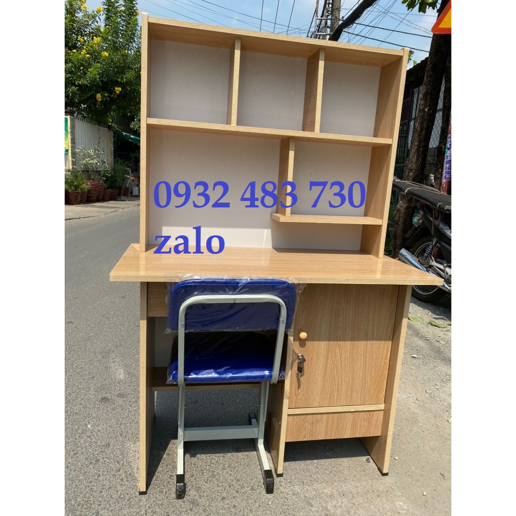 Bàn học sinh có kệ rộng 1m kèm ghế đa màu HCM | BigBuy360 - bigbuy360.vn