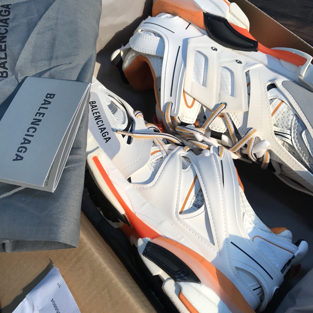 Giày thể thao track 3.0 trắng cam | BigBuy360 - bigbuy360.vn