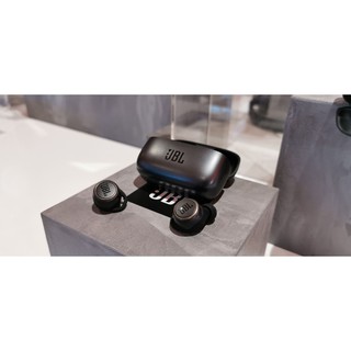 Tai nghe không dây JBL Live 300TWS