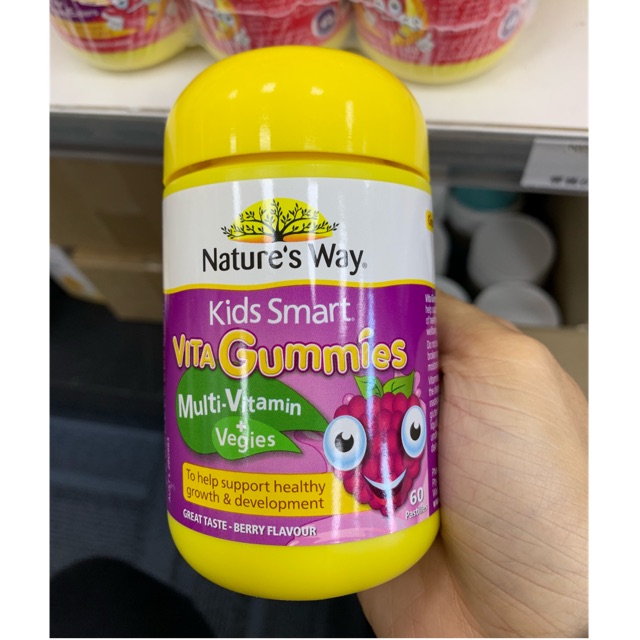 Kẹo vitamin tổng hợp và rau Nature’s Way