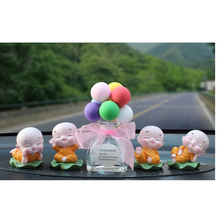 Set tiểu hoà thượng ngồi lá sen phối bình bóng trang trí taplo Ô Tô- Dũng An shop