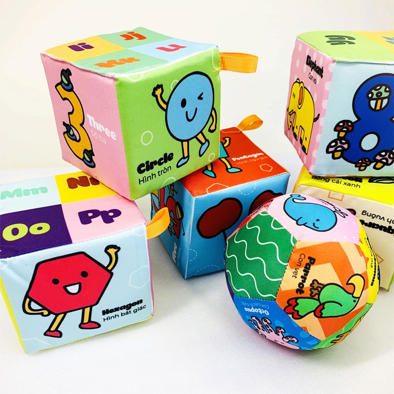 Bộ 8 Đồ Chơi Xúc Xắc Hình Khối Tặng Kèm Bóng Bằng Vải Cho Bé 109