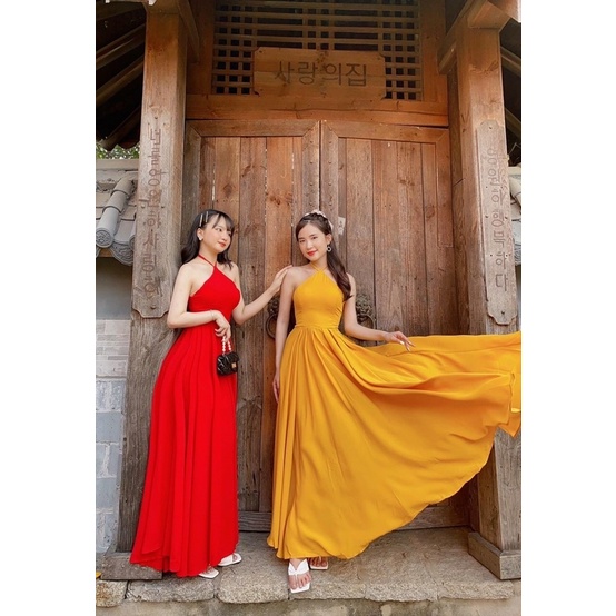Đầm maxi yếm đi biển nhún thun lưng đỏ vàng có mút ngực