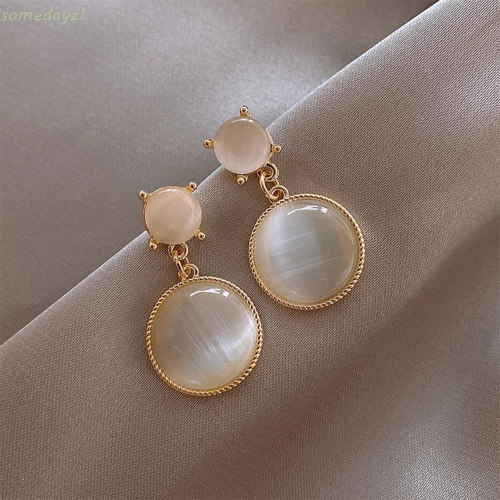 Khuyên Tai Nữ Hình Tròn Thời Trang
