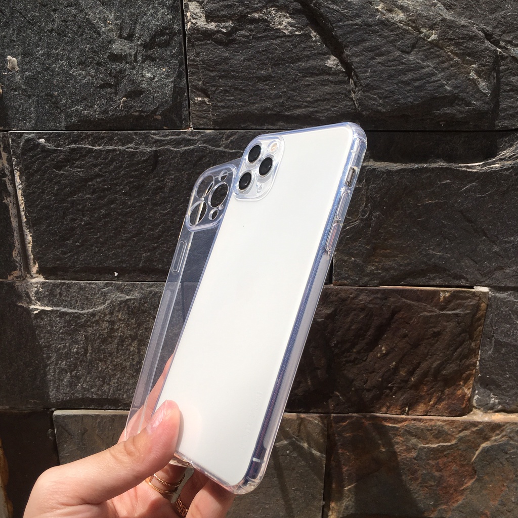 Ốp lưng iPhone trong suốt đóng hộp chất lượng siêu đẹp,được làm bằng dẻo tốt,chống ố vàng,cầm chắc tay,có từ 6g - 14pm.