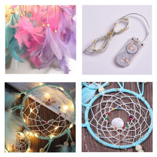Dreamcatcher đính lông vũ có đèn LED