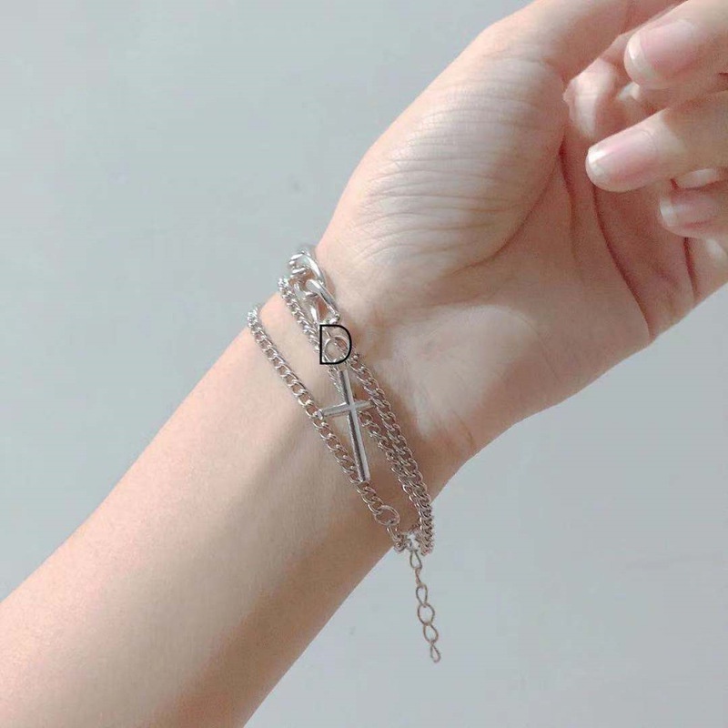 Vòng tay thép titan mạ bạc thiết kế hình thánh giá thời trang