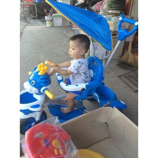 Xe đẩy 3 bánh có ô che, có nhạc