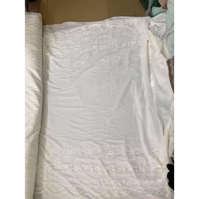 Vải thô thêu xuất dư