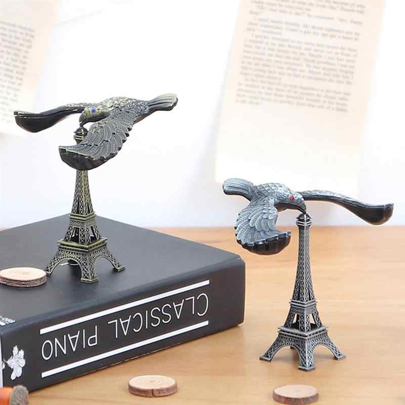 Mô hình tháp Eiffel đại bàng Đậu thăng bằng Giao Màu Ngẫu Nhiên