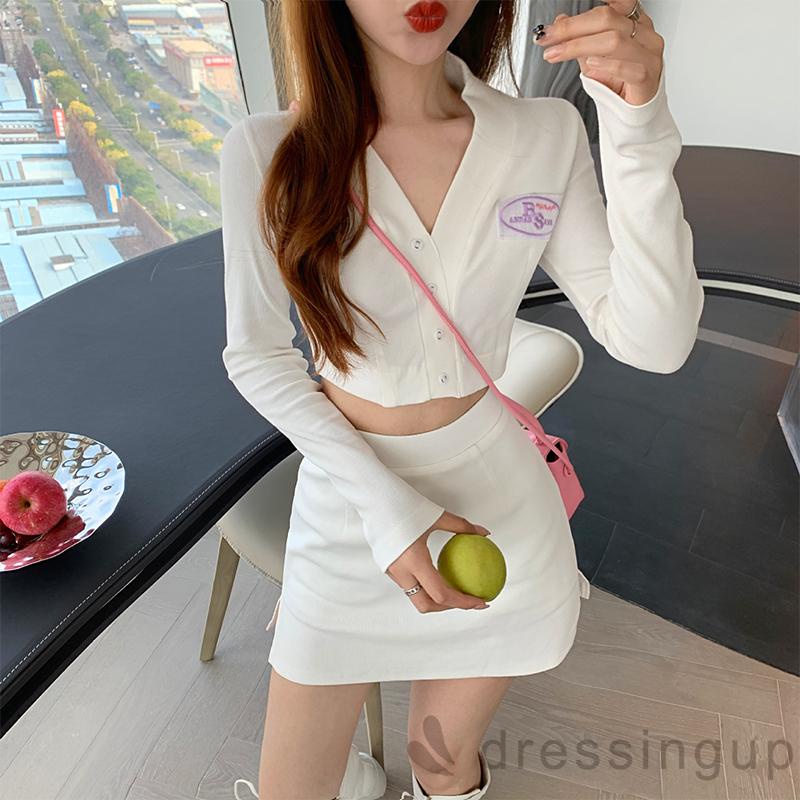 Set áo lửng cổ V thêu họa tiết + chân váy xẻ tà lưng cao thời trang xinh xắn cho nữ