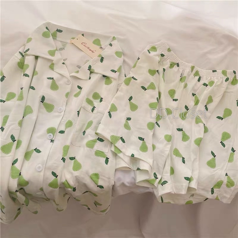 Bộ đồ ngủ pijama nữ cộc tay quần đùi chất lụa Kate Thái mềm mịn màu trắng họa tiết quả lê xanh đáng yêu - CD0041