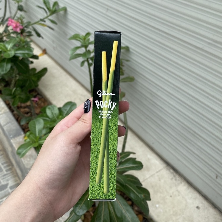 Bánh Que Pocky Trà Xanh Green Tea Matcha Flavor (Hộp 35g-xanh)