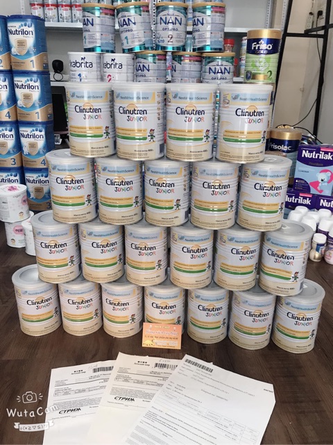 Sữa tăng cân Clinutren Junior 400g Nga