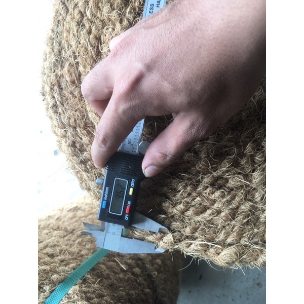 1 CUỘN DÂY THỪNG SƠ DỪA 200 mét size 8-10mm